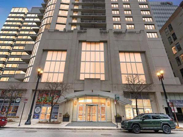 (undisclosed Address), Chicago, IL 60606