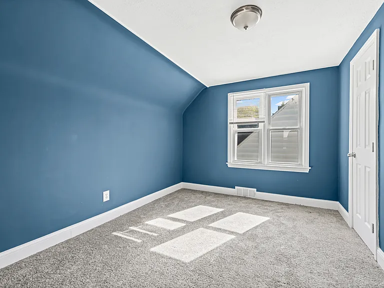 20220 Kenosha St — Photo 6