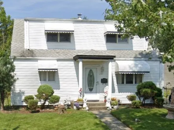 23 Hillside Dr, Totowa Boro, NJ 07512