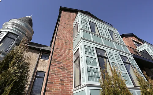 1418 W Addison Photo 1