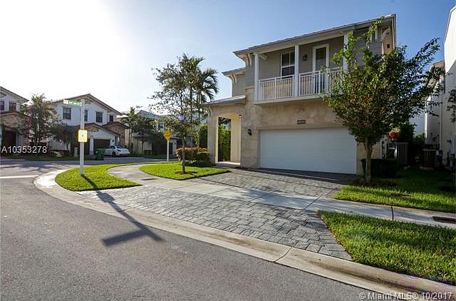 1st image of 10400 NW 69th Ter