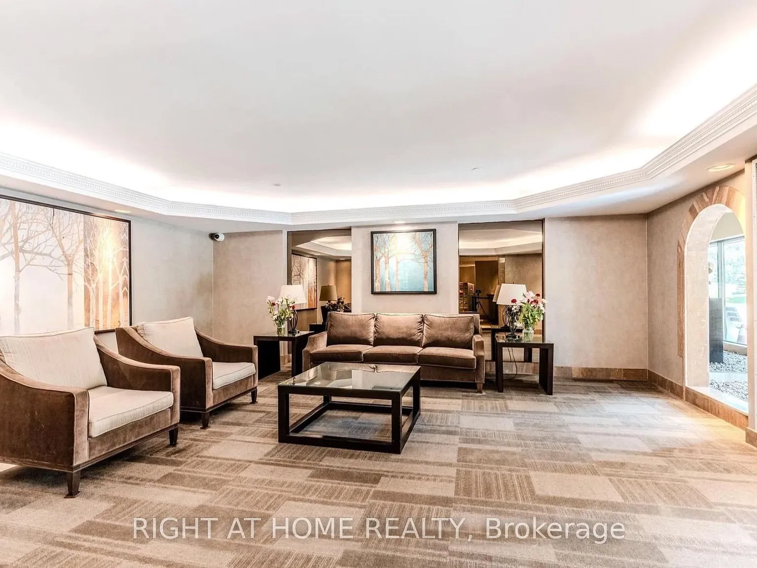 3 bed, $2,750 — Photo 2