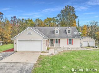 2119 132nd Ave, Hopkins, MI 49328