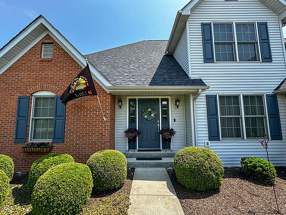 2nd image of 280 Arlington Dr
