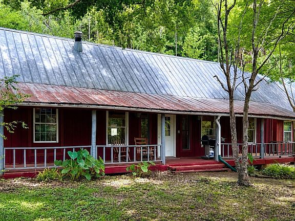 3rd image of 855 Marble Quarry Rd