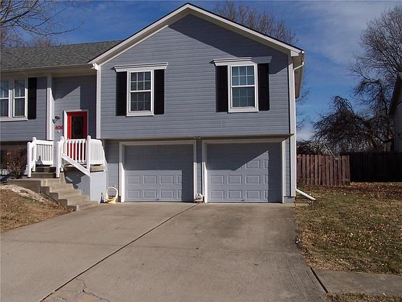 2nd image of 609 N Downey Ct