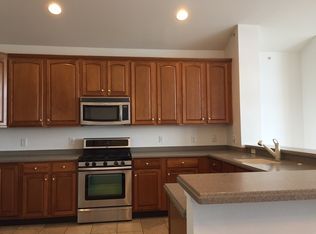 74 Lyon Ct, Jersey City, NJ 07305