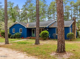 244 McKenzie Ln, Aberdeen, NC 28315