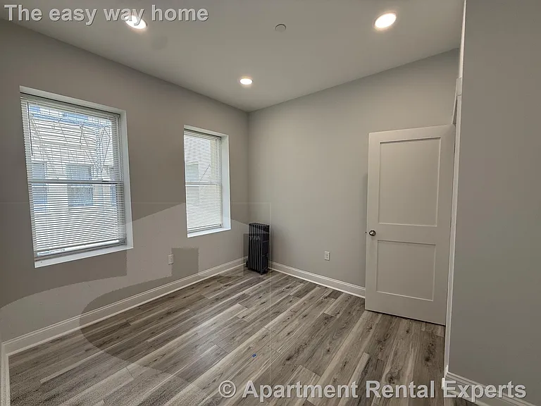 74 Kirkland St #2 — Photo 5