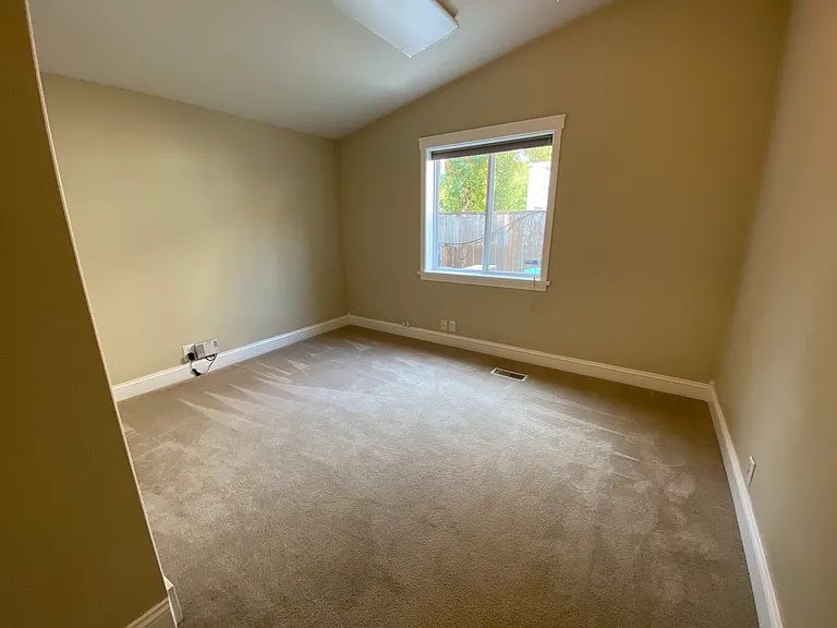 1500 SE Cedar Creek Pl — Photo 6
