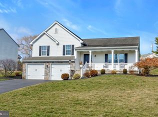 313 W Charlotte St, Millersville, PA 17551