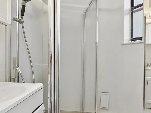 438 West 49th Street image 5 of 5