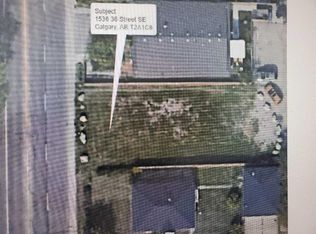 1536 36th St SE, Calgary, AB T2A1C6