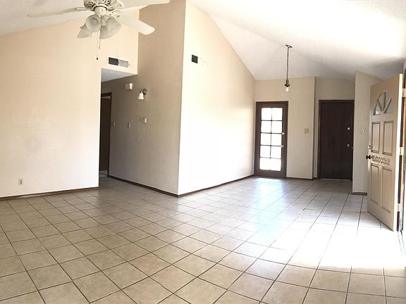 4th image of 1543 Diego Rivera Dr