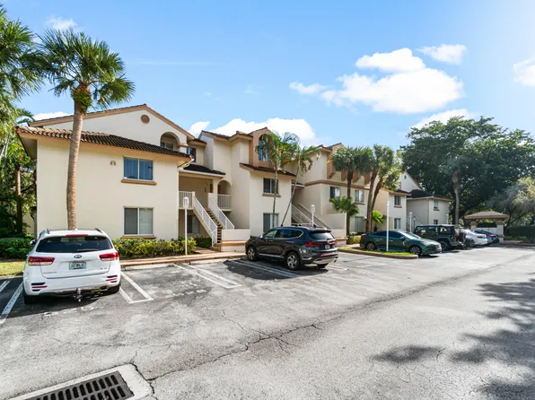 1304 Glenmoor Dr 1304, West Palm Beach, FL 33409