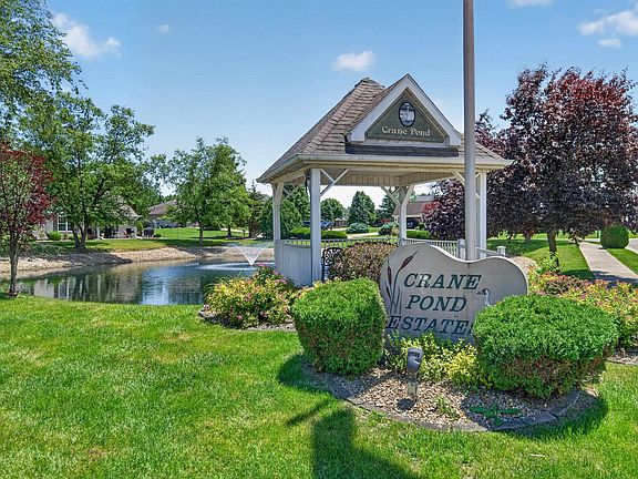 3rd image of 1493 E Crane Pond Dr