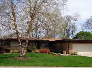 1004 Hastings St #RANCH, Park Ridge, IL 60068