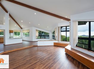 2072 Meakanu Pl, Honolulu, HI 96821