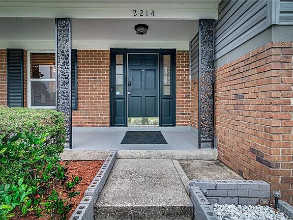2nd image of 2214 Cordova Cir N