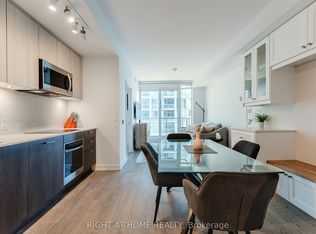 1926 Lake Shore Blvd W #1806, Toronto, ON M6S 1A1