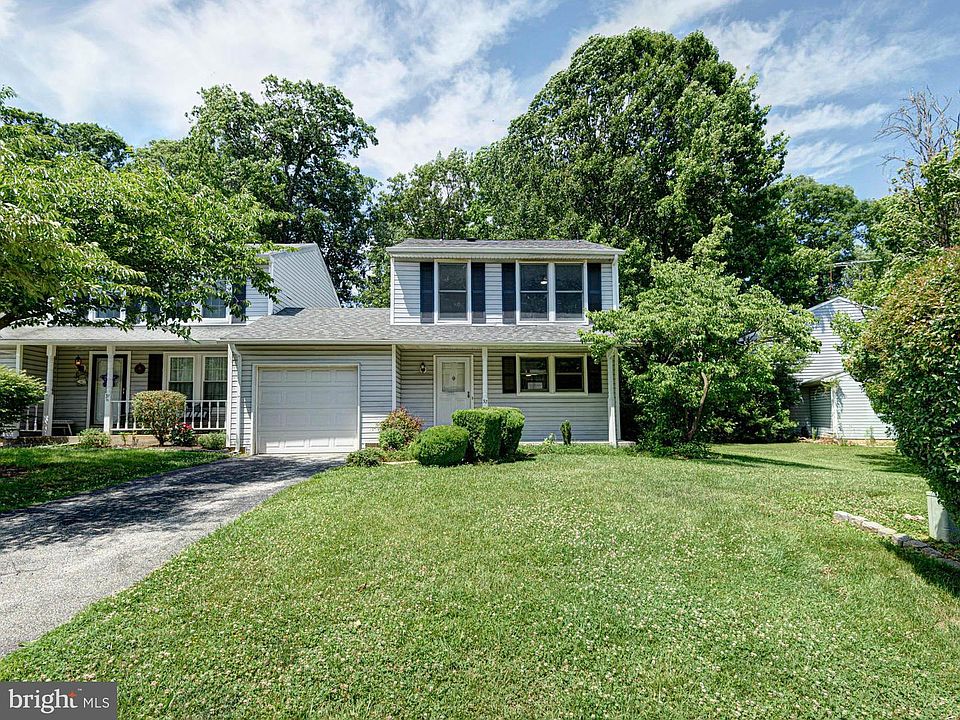 1st image of 32 Lanford Rd