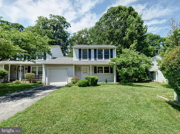 32 Lanford Rd, New Castle, DE 19720