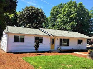 680 River Dr, Independence, OR 97351