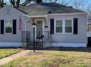 419 Millman Dr, Saint Louis, MO 63135