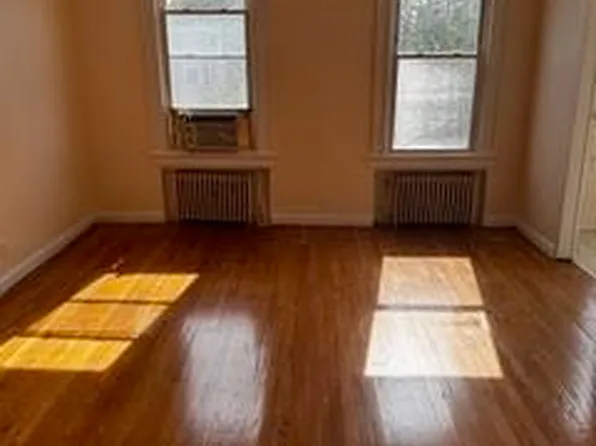 28 Lincoln Street image 5 of 16