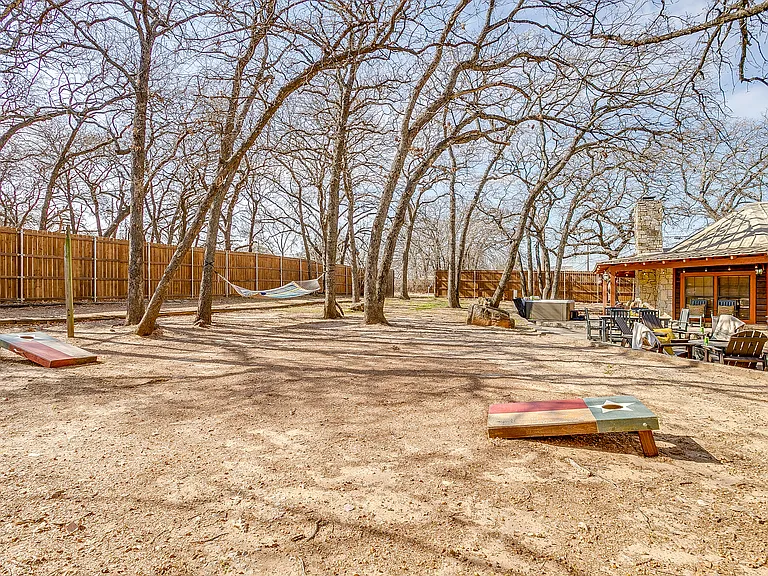 502 Western Hills Trl — Photo 47