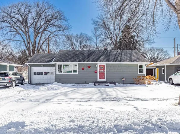 314 23rd Ave N, Fargo, ND 58102