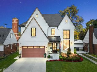 2438 Evergreen Dr, Royal Oak, MI 48073