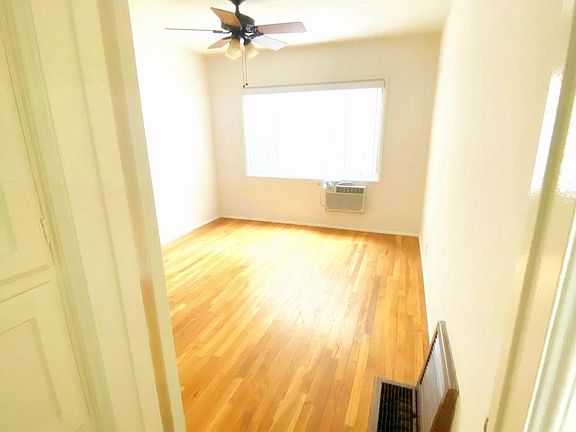 2nd image of 328 N Louise St #13