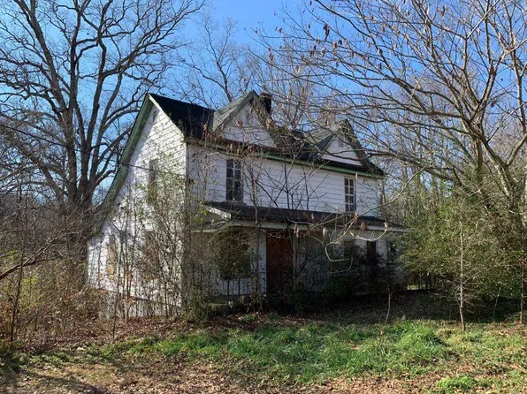 135 Main St, Mayo, SC 29368