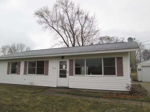 3736 Root Ave NE, Canton, OH 44705
