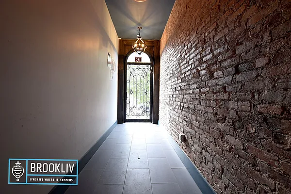 Rented by null | media 7