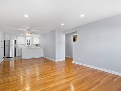 29 Arlington Rd APT 4, Woburn, MA, 01801