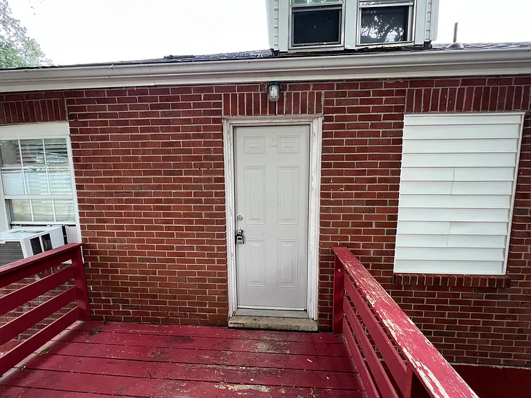 419 Belmont Ave #1 — Photo 4