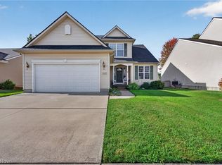8316 Chesapeake Dr, North Ridgeville, OH 44039
