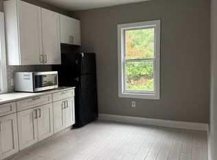 210 Amherst St, East Orange, NJ 07018