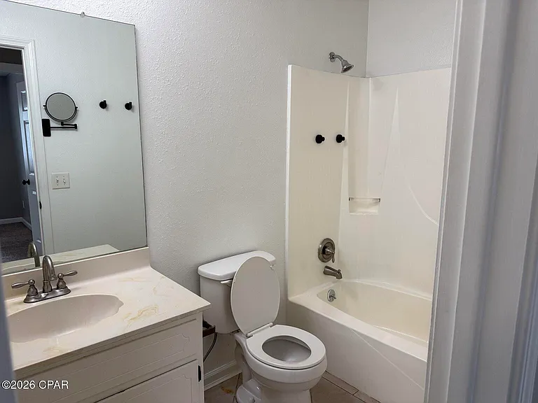 3015 Longwood Cir — Photo 10