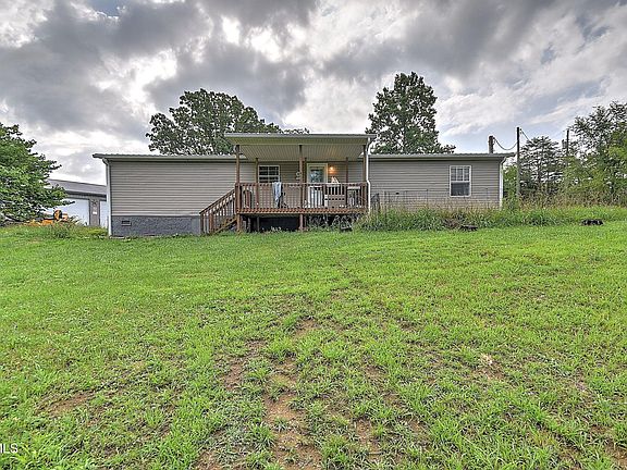 4th image of 396 Summitt Hill Rd