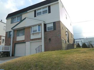 3812 Patrician Dr, Philadelphia, PA 19154