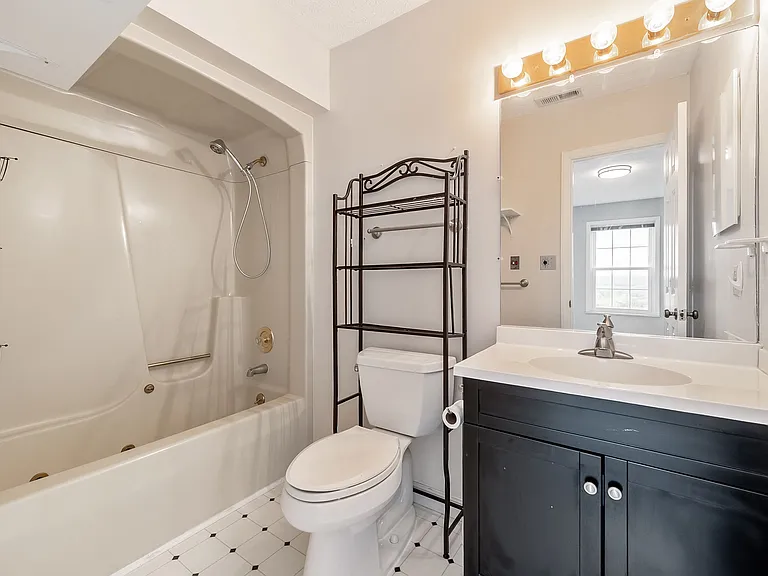 1300 Cedar Ridge Dr #K — Photo 5