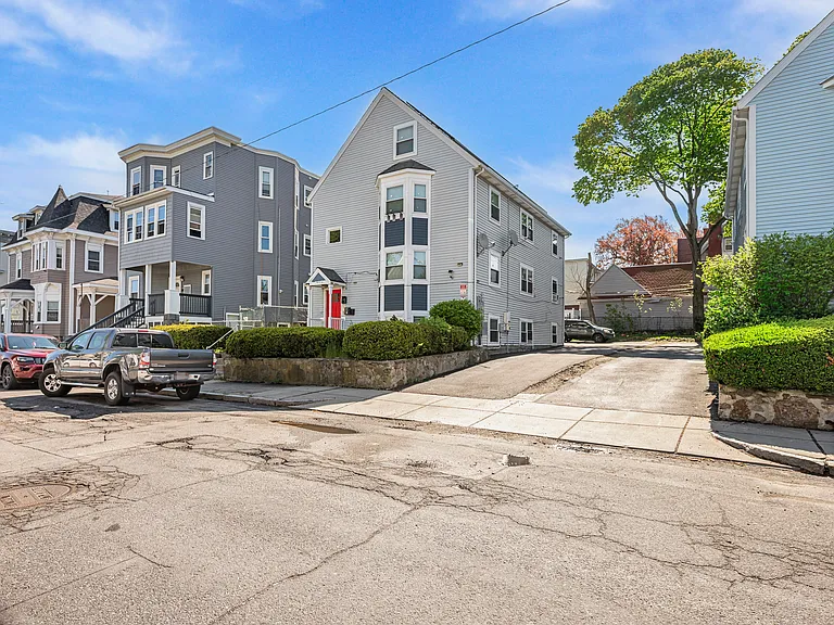 30 Mount Everett St #1R — Photo 31