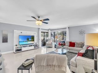 4904 Vincennes St, Cape Coral, FL 33904