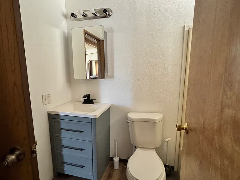 4270 N Adams St — Photo 9