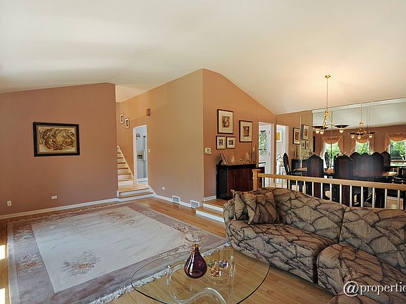 Living Room/Dining Room