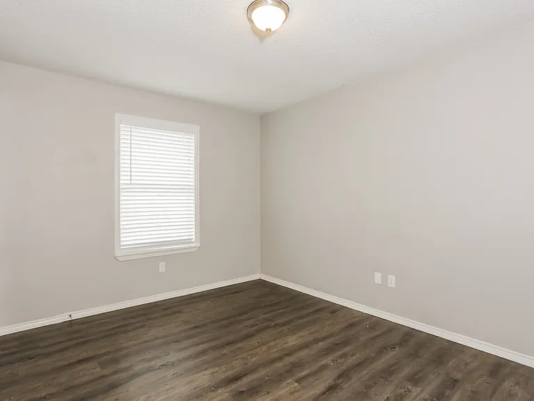 317 W Glen Meadow Dr — Photo 13