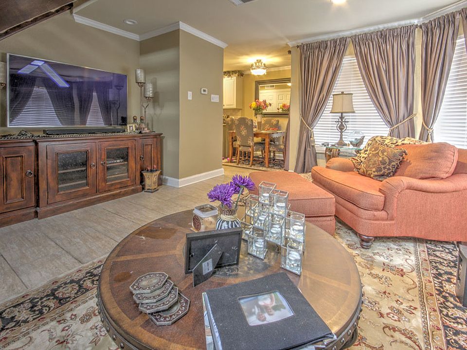 1st image of 4242 N Capistrano Dr APT 109